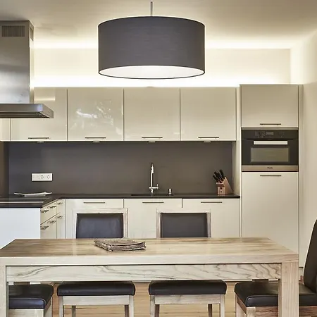 아파트호텔 Silva Peak Residences 갈투르